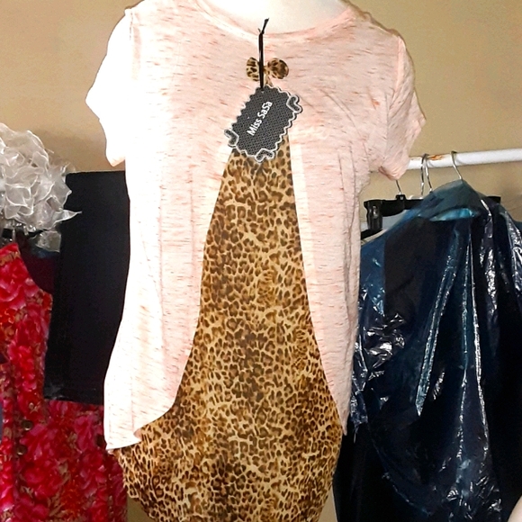 Shirt - Picture 1 of 3